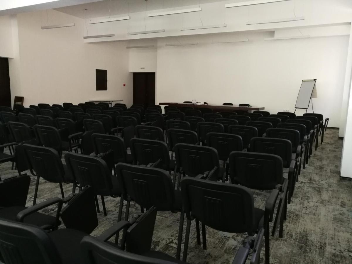 Balkan Hotel Чифлик Экстерьер фото
